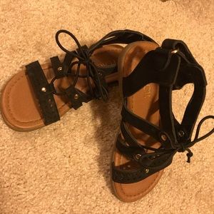 Toddler girl black sandals size 8